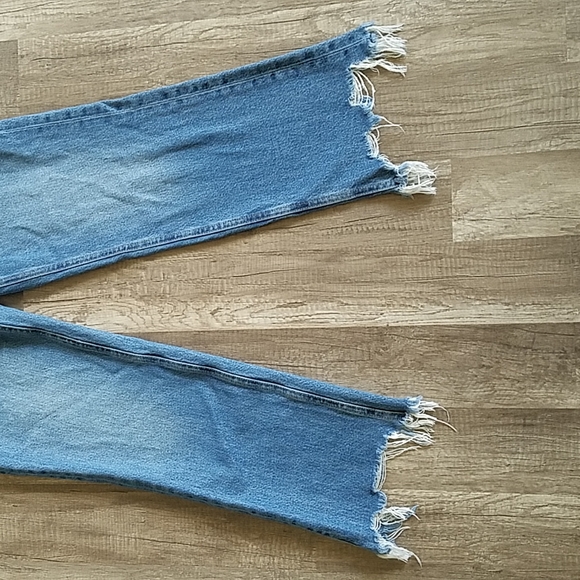 We The Free Maggie Midrise Straight Leg Distressed Hem Jeans 26 - Picture 4 of 8